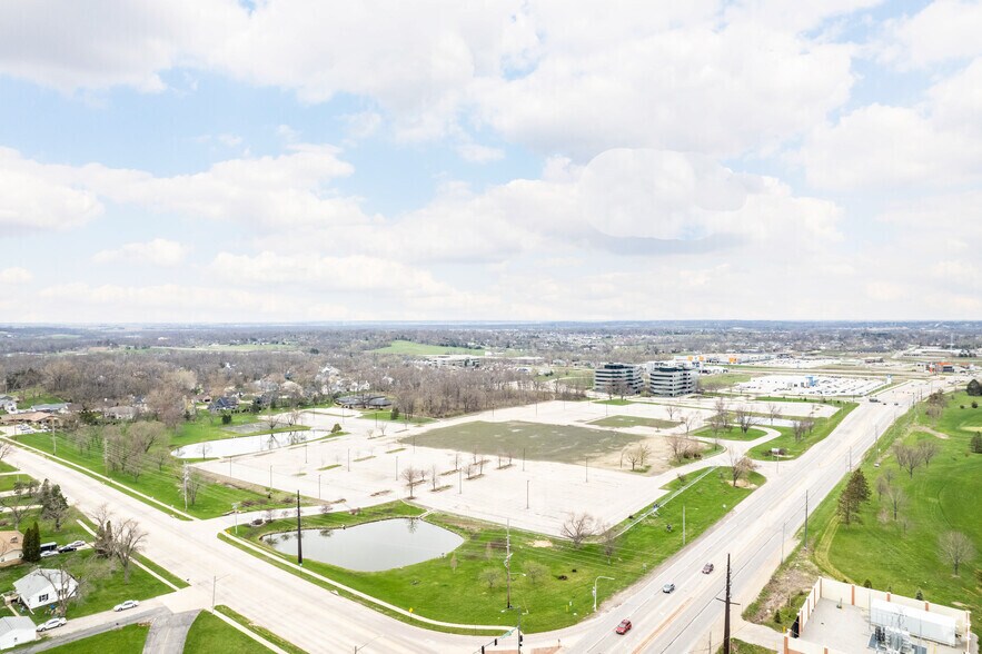 More Photos Of 4515 N River Blvd, Cedar Rapids Unknown For Lease