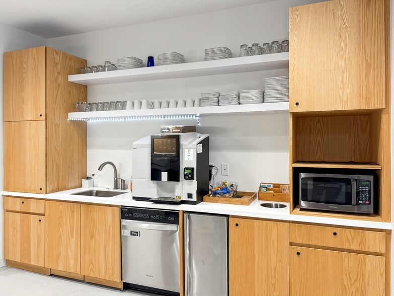 Primary Photo Of 501 E Las Olas Blvd, Fort Lauderdale Coworking Space