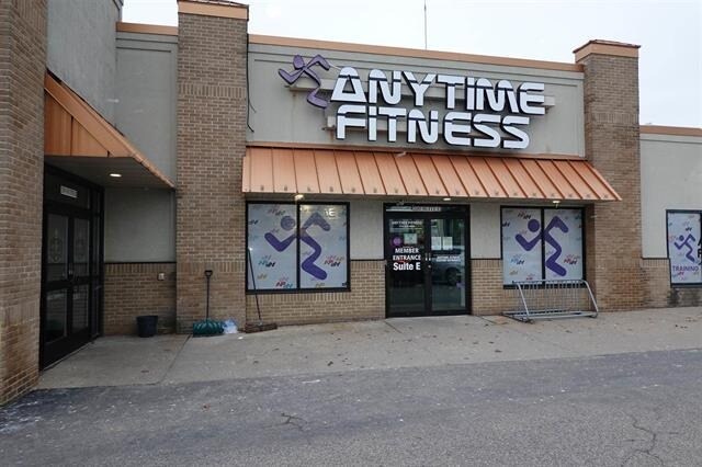 More Photos Of 200 Division St, Stevens Point Storefront For Lease