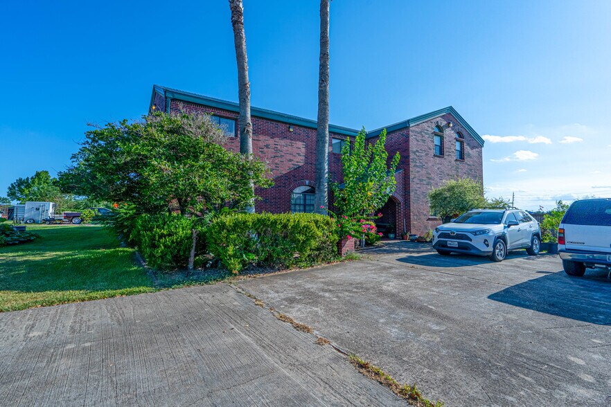 More Photos Of 10522 Hughes Ranch Rd, Pearland Land For Sale