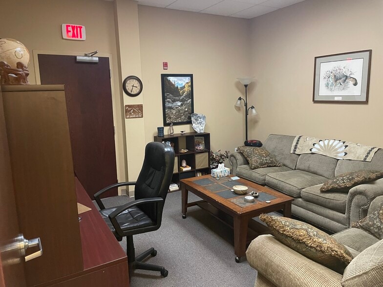 More Photos Of 107 Kilson Dr, Mooresville Office Residential For Sale