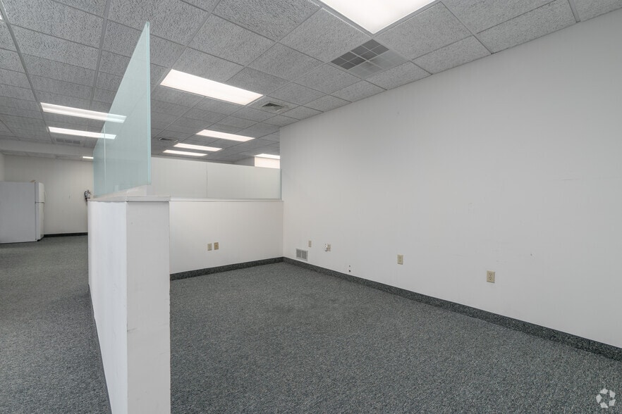 Photo of 1st Floor Ste 300, Building 593
