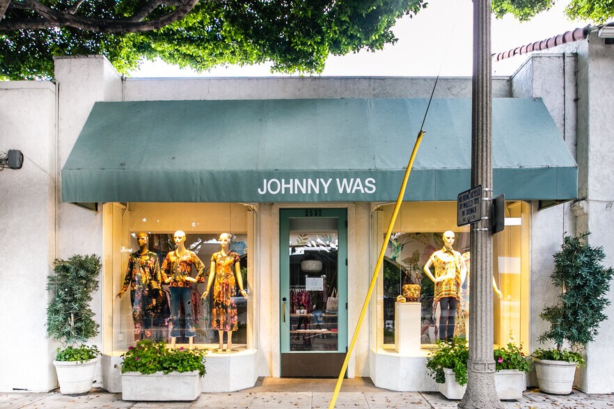 More Photos Of 2527-2545 Mission St, San Marino Storefront For Sale