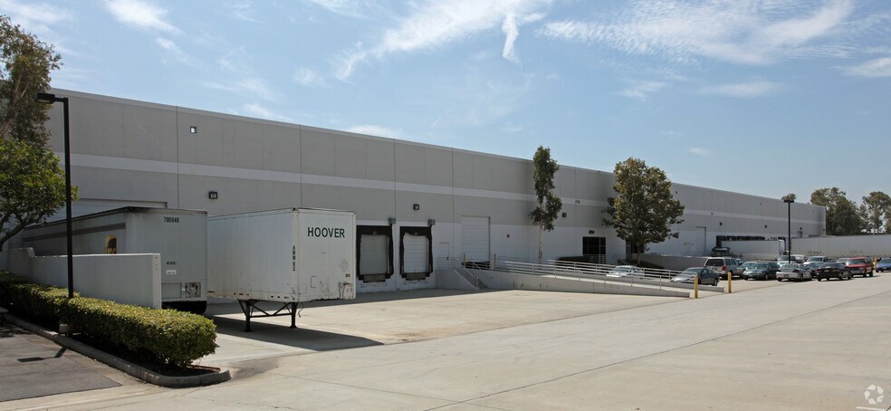More Photos Of 5750-5760 Grace Pl, Commerce Warehouse For Sale