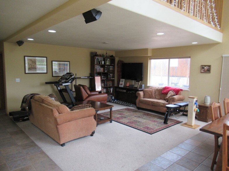 More Photos Of 5 Ponderosa Ct, Montrose Industrial For Sale