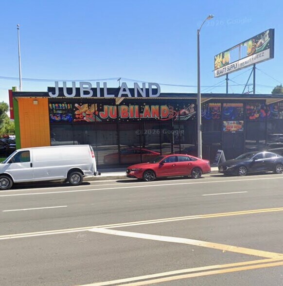 Primary Photo Of 6522-6528 Laurel Canyon Blvd, North Hollywood Storefront For Lease