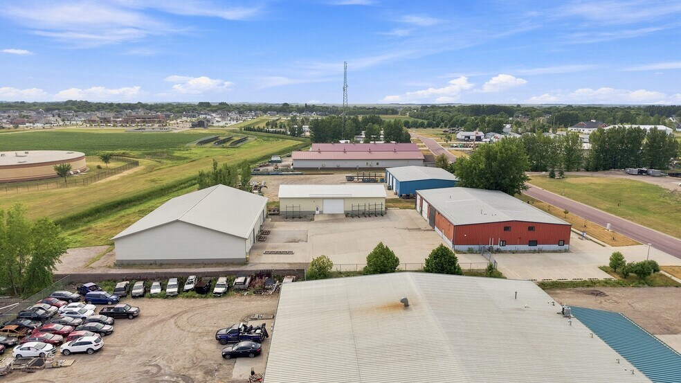 More Photos Of 5936 53rd Ave, Fargo Warehouse For Sale