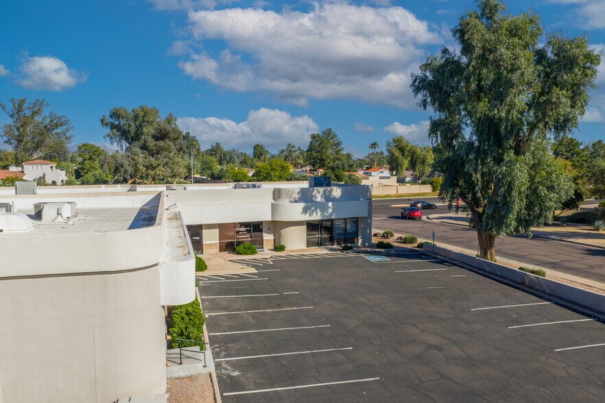 More Photos Of 10304 N Hayden Rd, Scottsdale Office For Sale