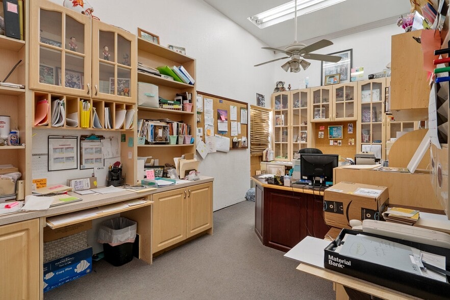 More Photos Of 9926 Denton Ave, Hudson Warehouse For Lease