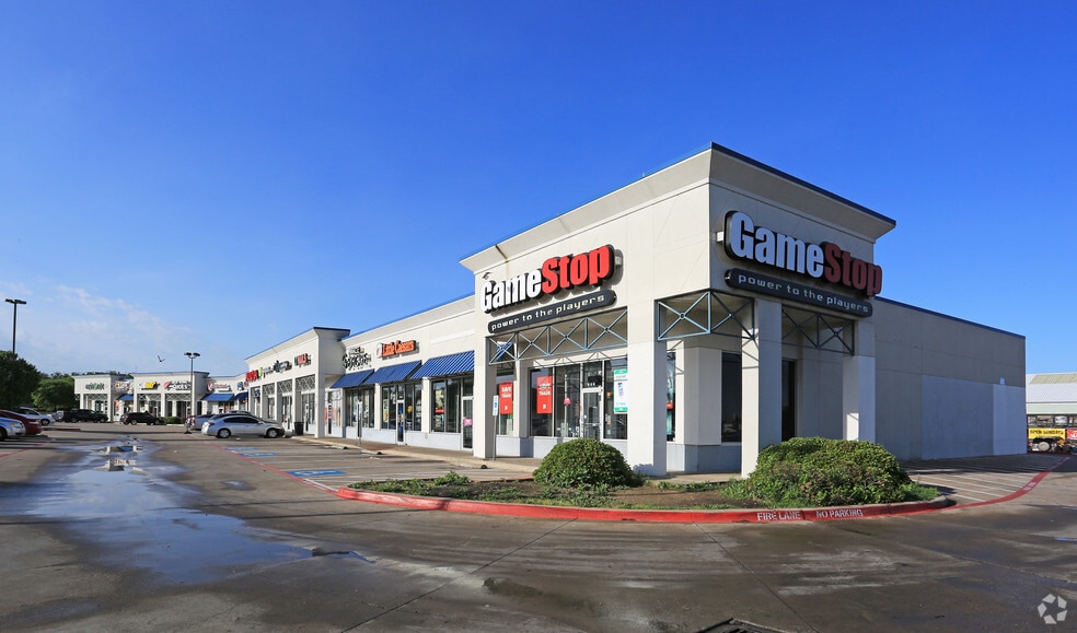 More Photos Of 1515 N Cockrell Hill Rd, Dallas Restaurant For Lease