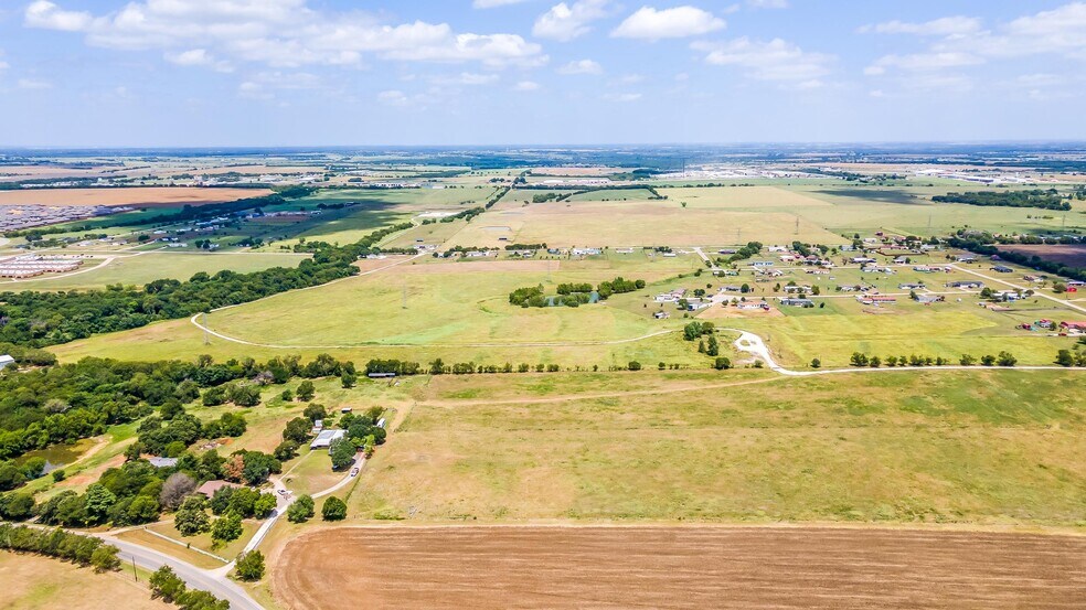 More Photos Of 8306 County Road 109, Alvarado Land For Sale