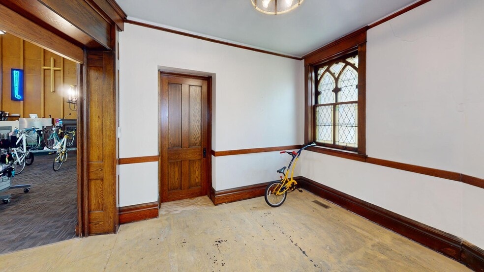 More Photos Of 1205 Elm St, Youngstown Religious Facility For Sale