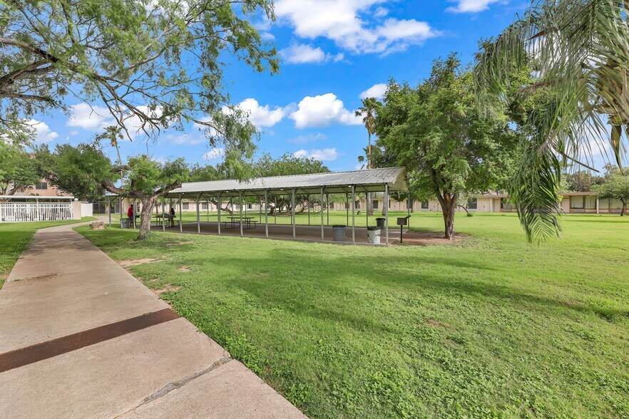 More Photos Of 1903 S Closner Blvd, Edinburg Hotel For Sale