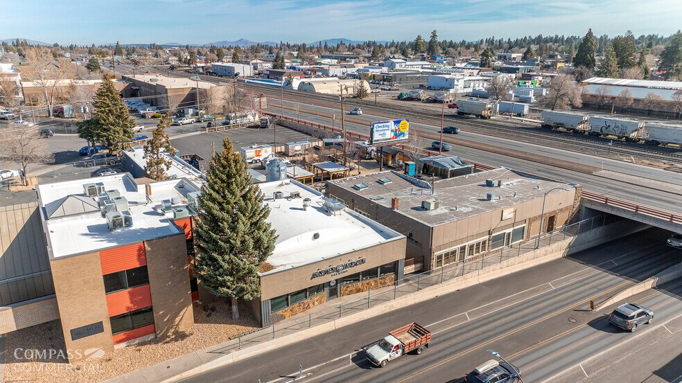 More Photos Of 24 NW Greenwood Ave, Bend Restaurant For Sale