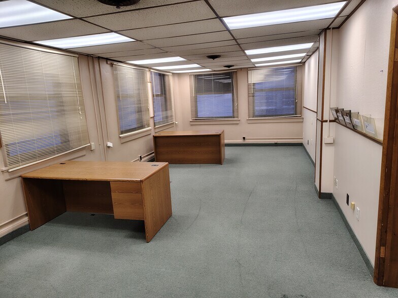 More Photos Of 26 Harvester Ave, Batavia Medical For Lease