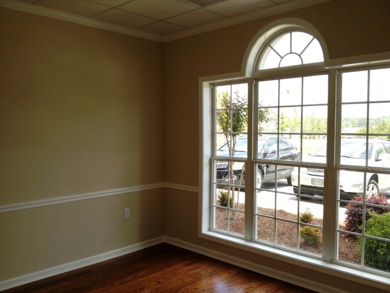 More Photos Of 530 Highland Station Dr, Suwanee Medical For Lease