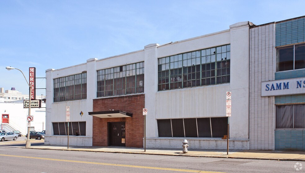 More Photos Of 430 Monroe Ave, Memphis Warehouse For Lease