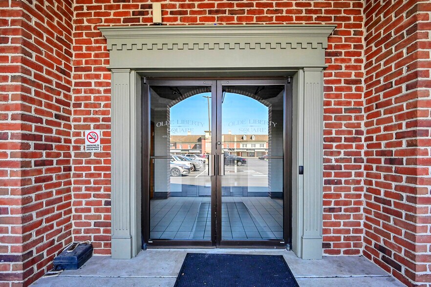 More Photos Of 4813 Jonestown Rd, Harrisburg Office For Lease