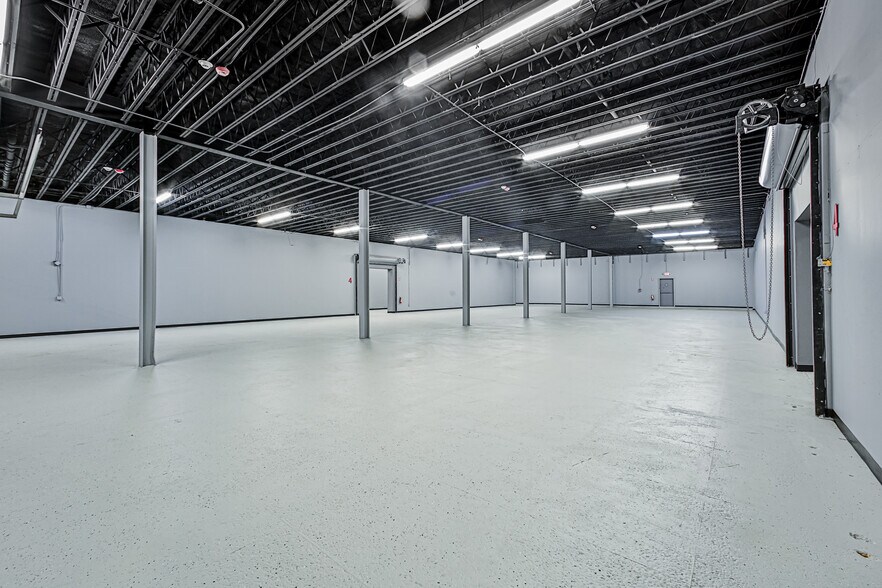 More Photos Of 102 S Shaver St, Pasadena Warehouse For Sale