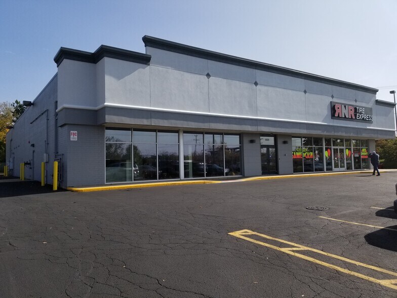 More Photos Of 6929-6947 S Westnedge Ave, Portage General Retail For Sale