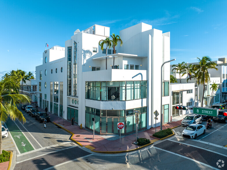 Primary Photo Of 763 Collins Ave, Miami Beach Storefront Retail Office For Lease