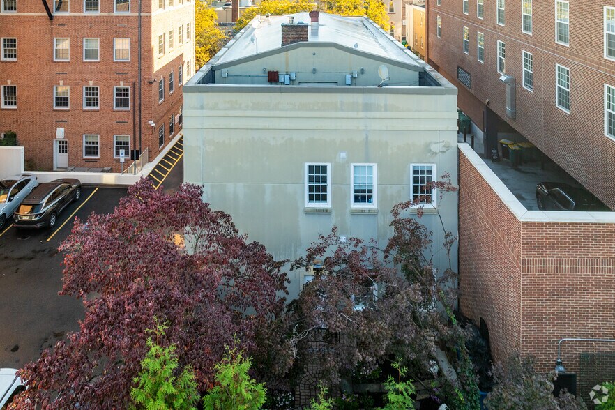 More Photos Of 16 Chambers St, Princeton Medical For Sale