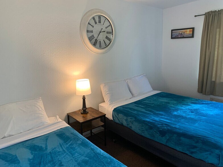 More Photos Of 8592 La Porte Rd, Brownsville Hotel For Sale