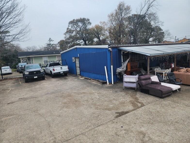 More Photos Of 2920 Broadway St, Houston Specialty For Sale