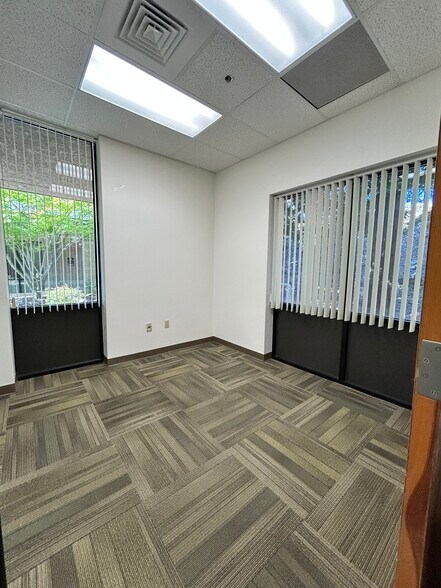 More Photos Of 1915-1919 Grass Valley Hwy, Auburn Office For Lease