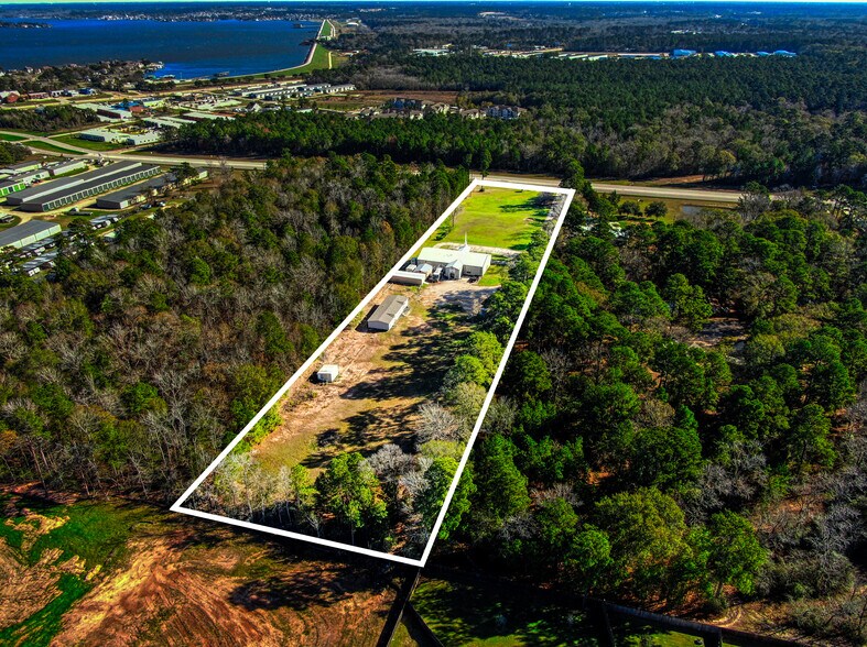 More Photos Of 464 McCaleb, Montgomery Specialty For Sale