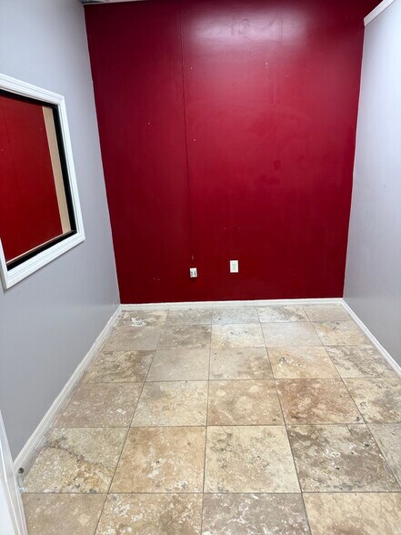 More Photos Of 615 Beville Rd, South Daytona Unknown For Sale