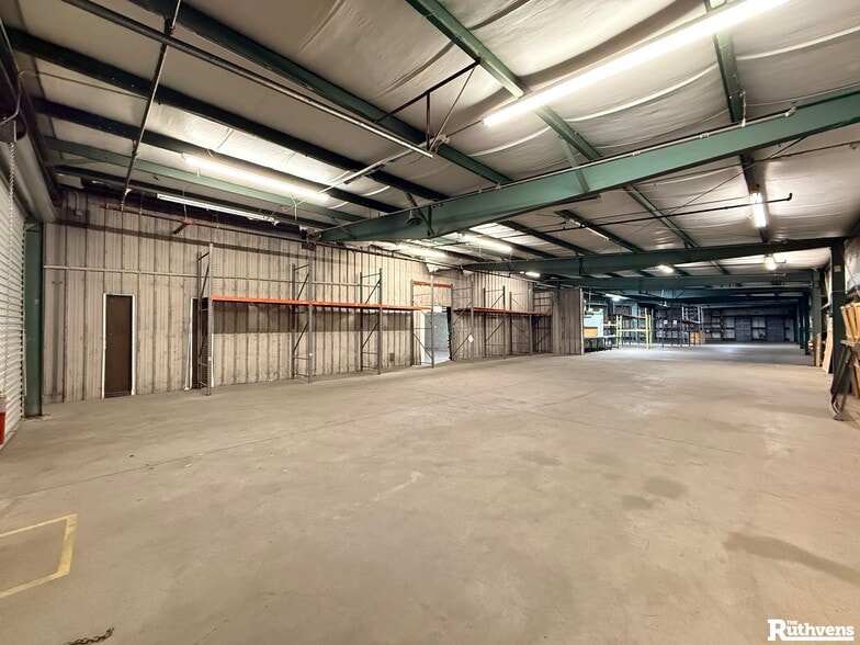 More Photos Of 3310 Reynolds Rd, Lakeland Warehouse For Lease