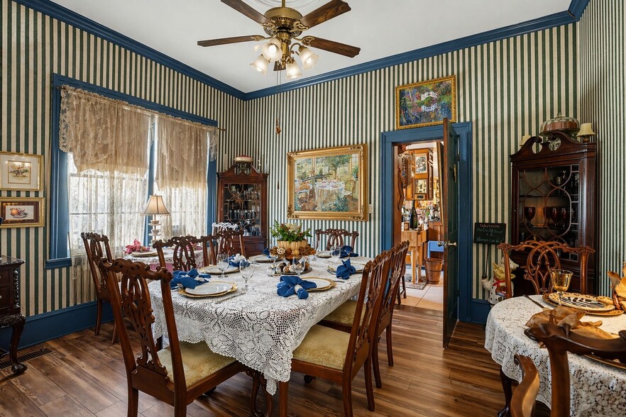 More Photos Of 209 Osborne St, Saint Marys Flex For Sale