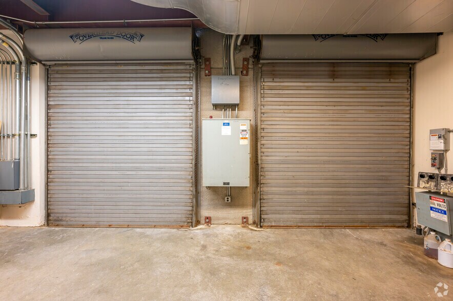 More Photos Of 440 Wheelers Farms Rd, Milford Office For Lease