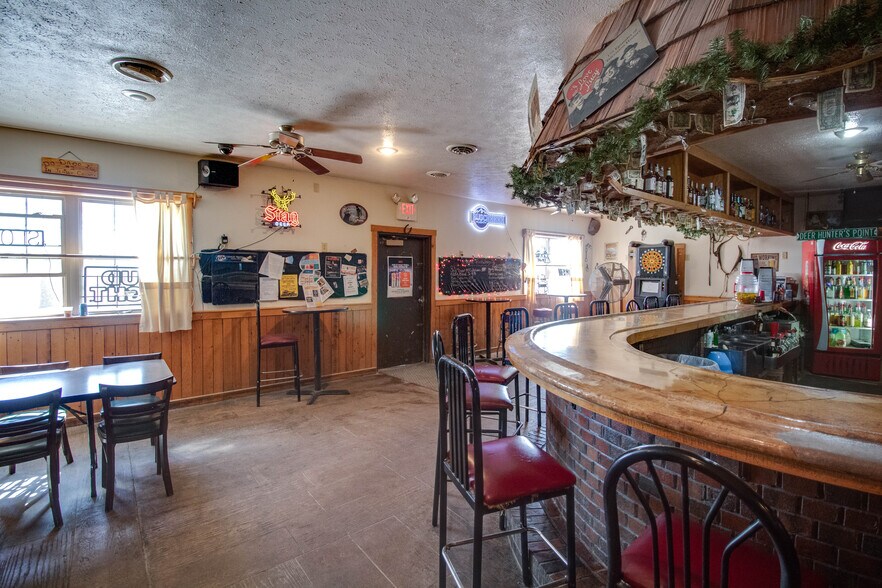 More Photos Of 15281 IL-109, Dow Specialty For Sale