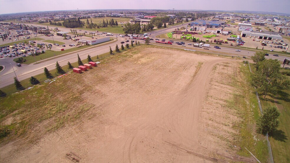 More Photos Of 8411 108 St, Grande Prairie Land For Lease