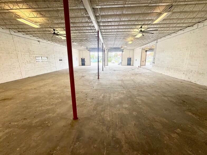 More Photos Of 702-710 NW 9th ave, Fort Lauderdale Warehouse For Lease