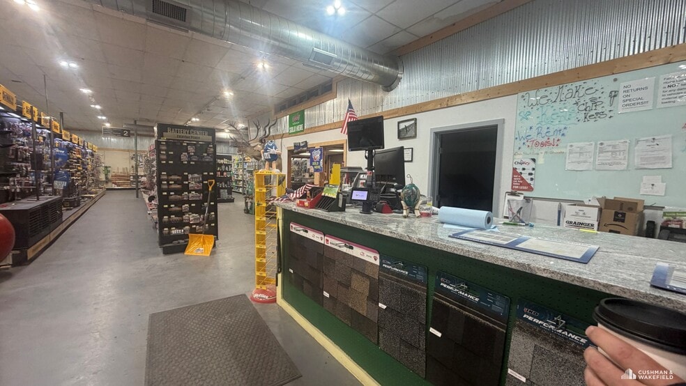 More Photos Of 701 7th Ave, Hudson General Retail For Sale