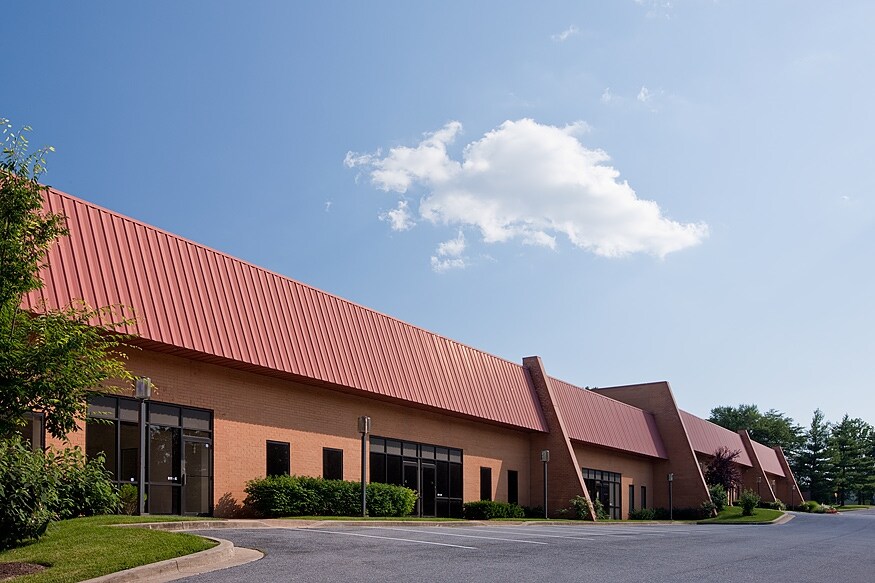 More Photos Of 611 Hammonds Ferry Rd, Linthicum Unknown For Lease