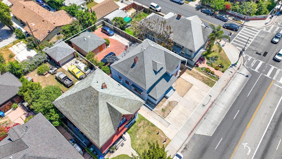 More Photos Of 2818 S Normandie Ave, Los Angeles Multifamily For Sale