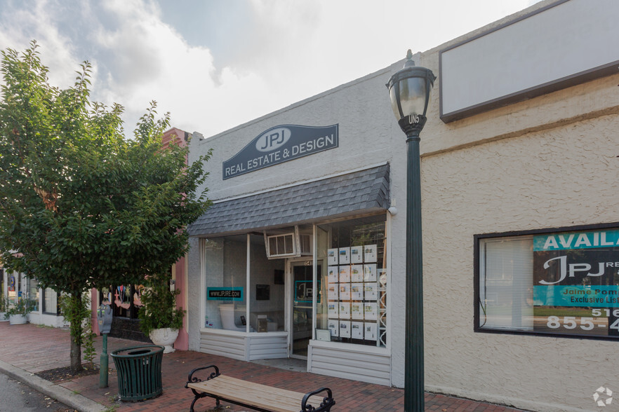 Primary Photo Of 154 Union Ave, Lynbrook Storefront For Lease