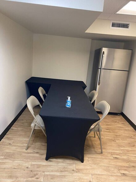 More Photos Of 450 Sunrise Hwy, Rockville Centre Office Residential For Lease