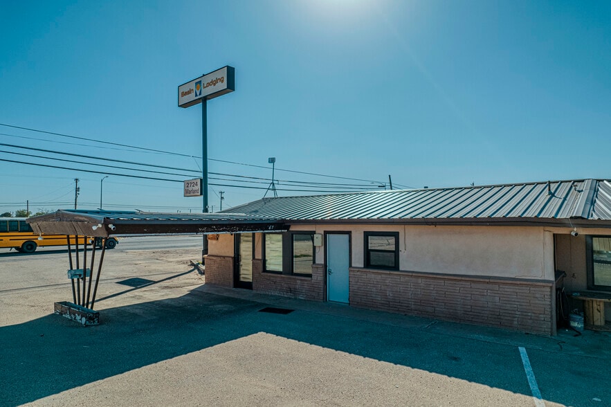 More Photos Of 2724 W Marland St, Hobbs Hotel For Sale