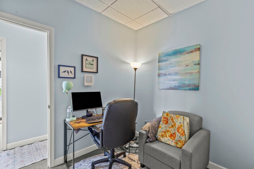 More Photos Of 4901 Central College Rd, Westerville Office Residential For Sale