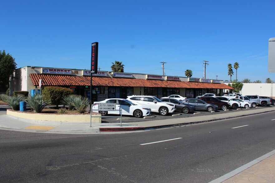 More Photos Of 305-321 N Ash St, Escondido Storefront For Lease