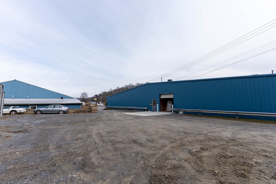 More Photos Of 16120 Porterfield Hwy, Abingdon Freestanding For Sale