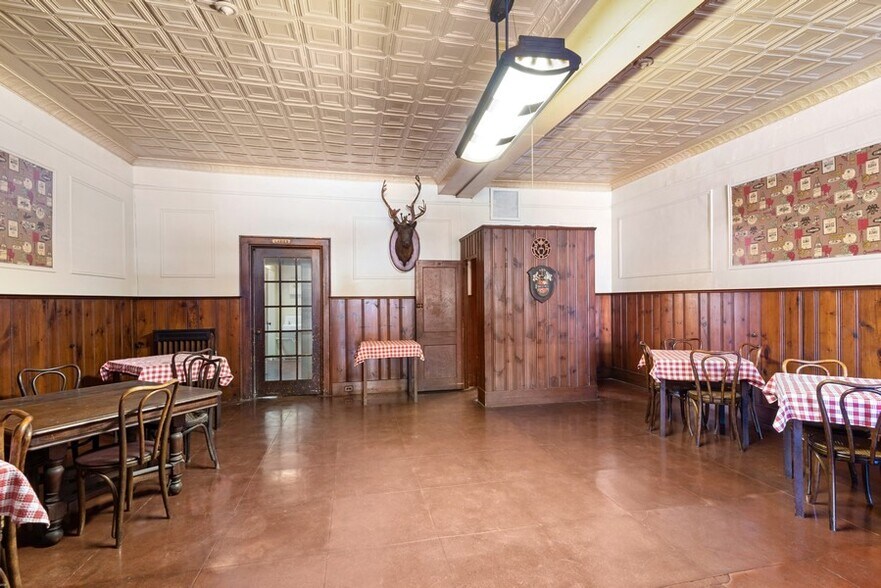 More Photos Of 370 Mamaroneck Ave, Mamaroneck Storefront Retail Residential For Lease