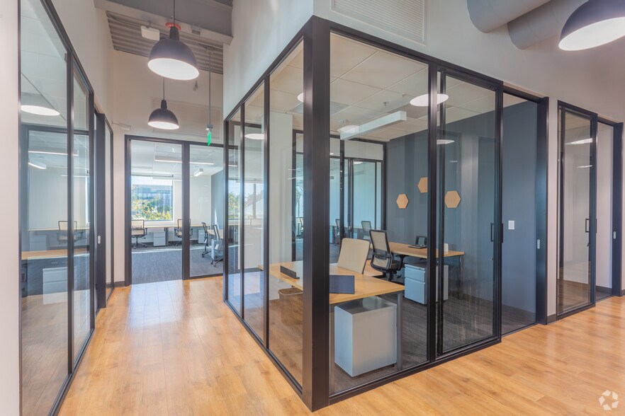 More Photos Of 4125 Hopyard Rd, Pleasanton Unknown For Lease