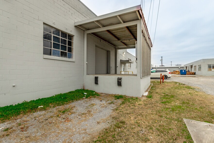More Photos Of 3715 Calhoun Ave, Chattanooga Manufacturing For Lease