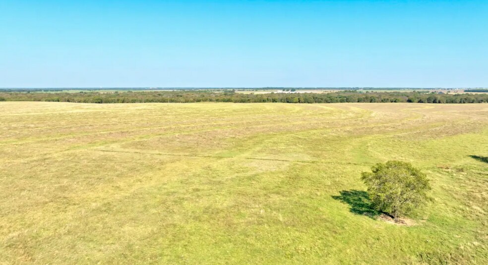 More Photos Of 831 Baker Rd, Pilot Point Land For Sale